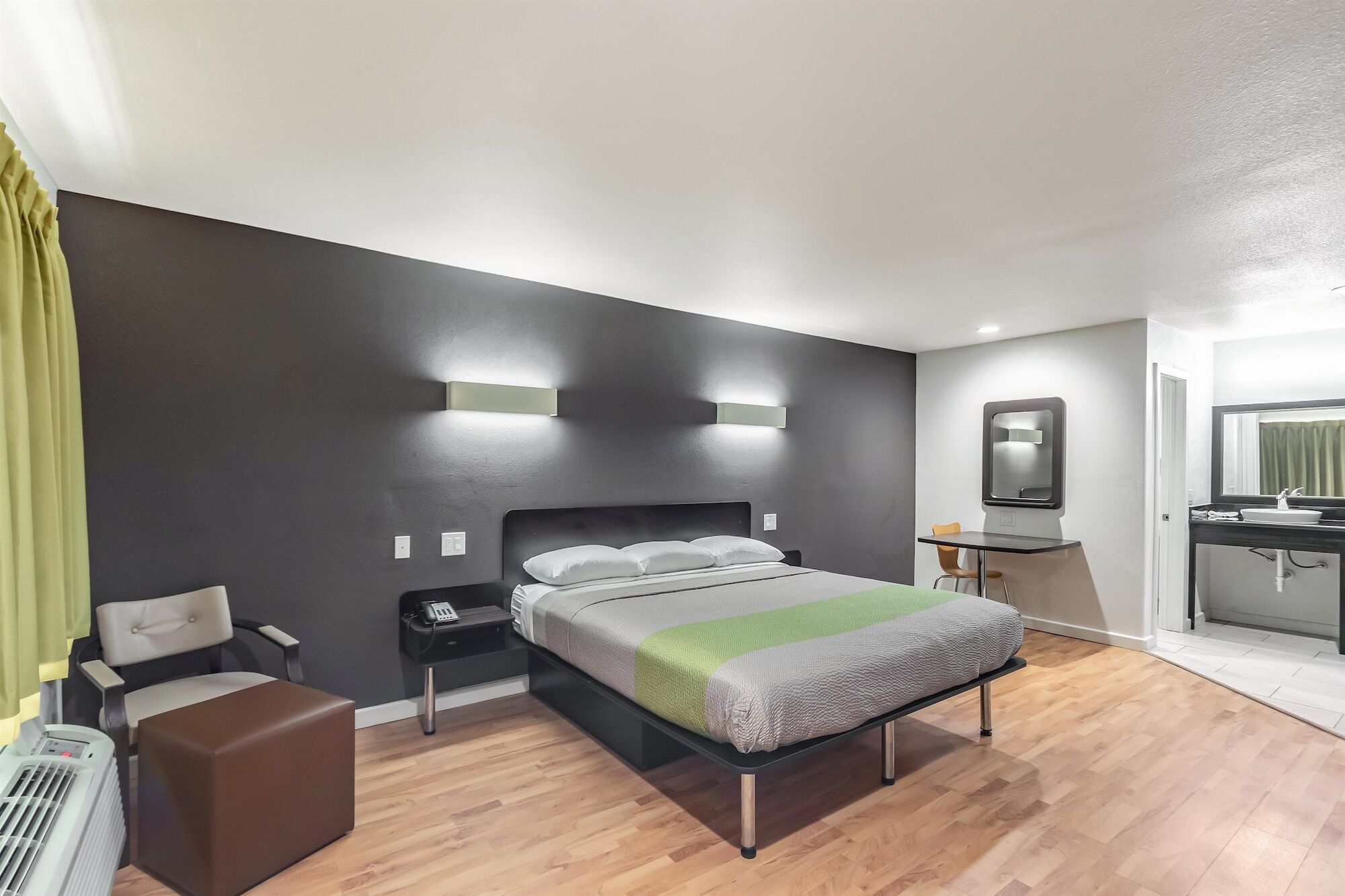6-huntsville, Tx Hotel Huntsville
